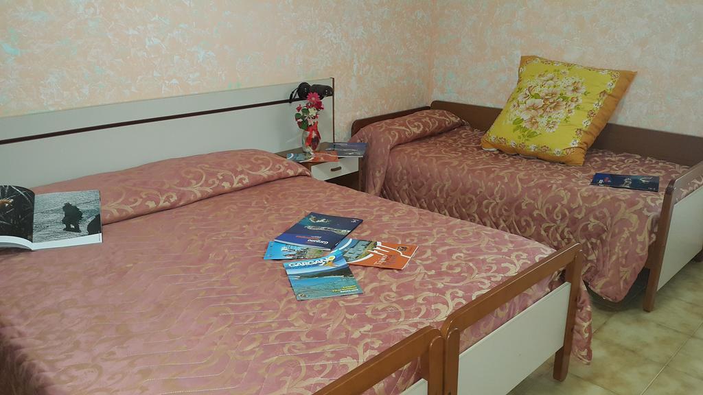 Monte SantʼAngelo Hotel Menta E Rosmarino חדר תמונה